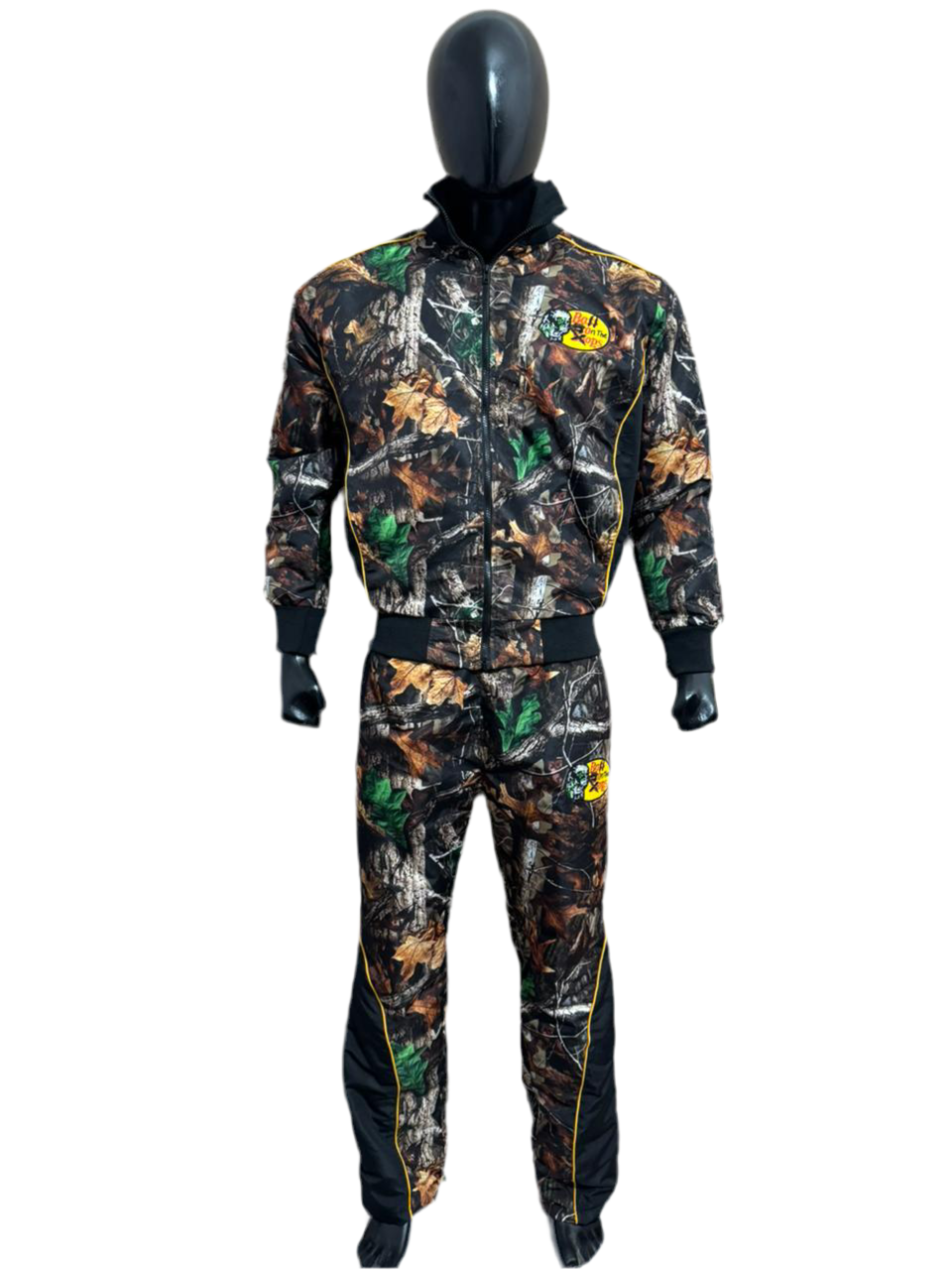 “Tree Camo Ball On The Ops Set”